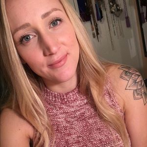 Meet your Posher, Allison